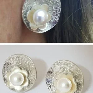 Sterling Silver Flower pattern Stud Earrings